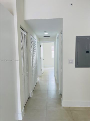 310 E 7th St 202-204, Hialeah, FL 33010