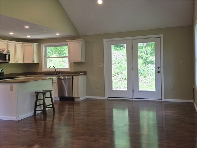 117 Cowpath Road, Independence, PA 15001