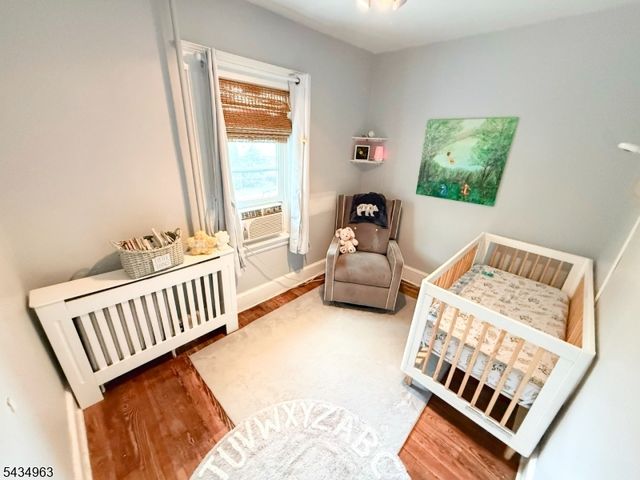 26 Davey St, Bloomfield Twp., NJ 07003
