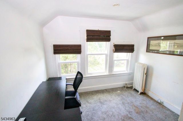 26 Davey St, Bloomfield Twp., NJ 07003