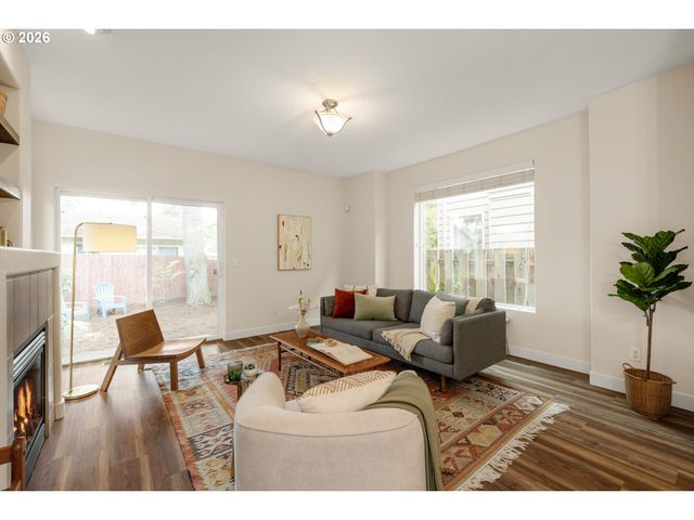 9217 N MACRUM Ave, Portland, OR 97203