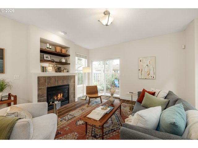 9217 N MACRUM Ave, Portland, OR 97203