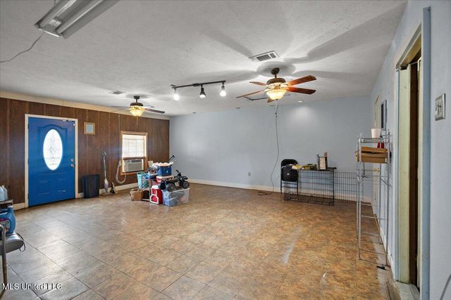 5001 Raintree Drive, Byram, MS 39272