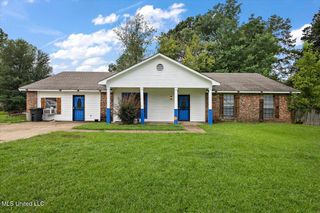 5001 Raintree Drive, Byram, MS 39272