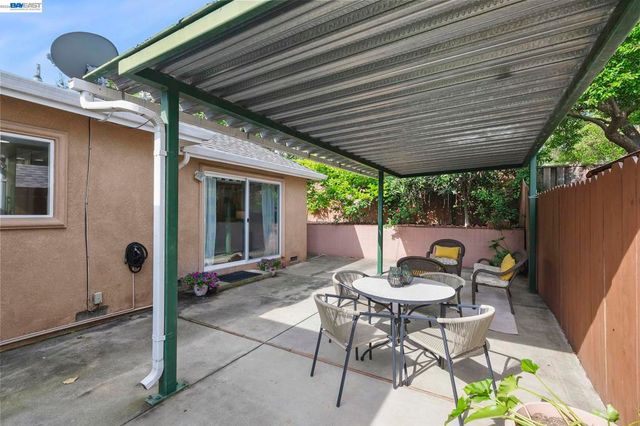 8280 Cardiff Dr, Dublin, CA 94568