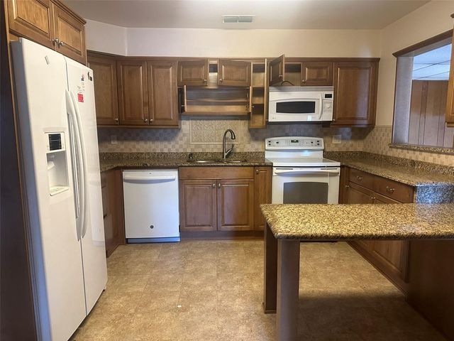 7326 11TH AVENUE N, St Petersburg, FL 33710
