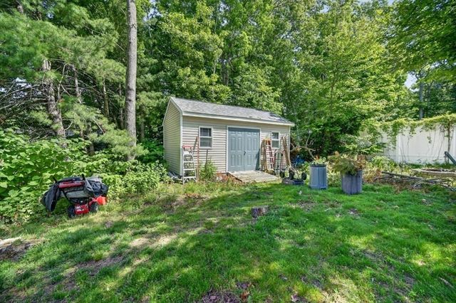 1074 Church St, New Bedford, MA 02745