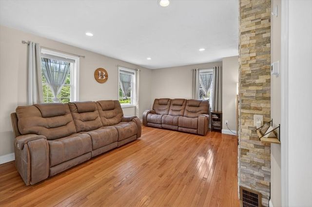 1074 Church St, New Bedford, MA 02745