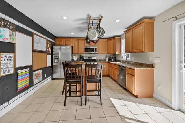 1074 Church St, New Bedford, MA 02745