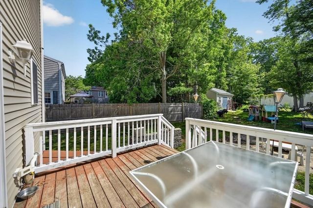 1074 Church St, New Bedford, MA 02745