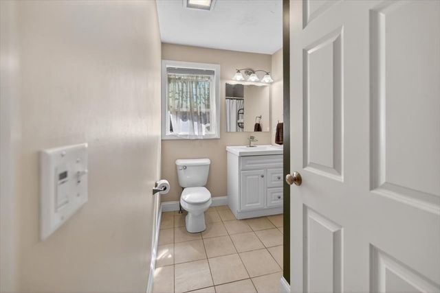 1074 Church St, New Bedford, MA 02745