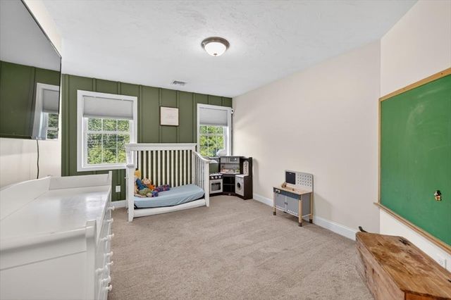 1074 Church St, New Bedford, MA 02745