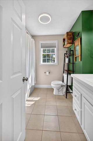 1074 Church St, New Bedford, MA 02745