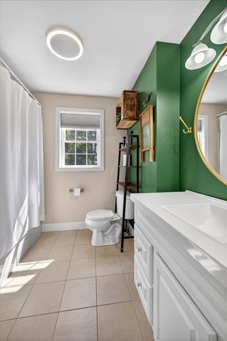 1074 Church St, New Bedford, MA 02745