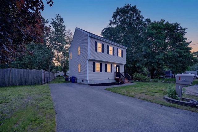 1074 Church St, New Bedford, MA 02745