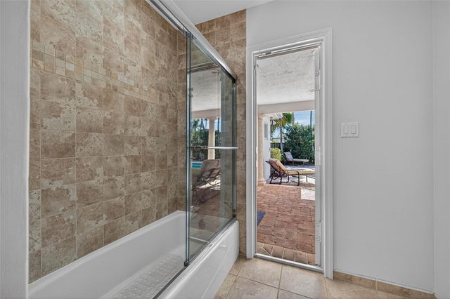 2600 NE 46th Street, Lighthouse Point, FL 33064