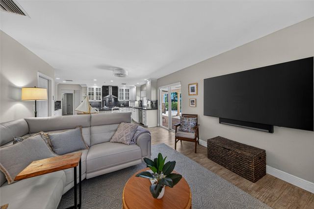 2600 NE 46th Street, Lighthouse Point, FL 33064