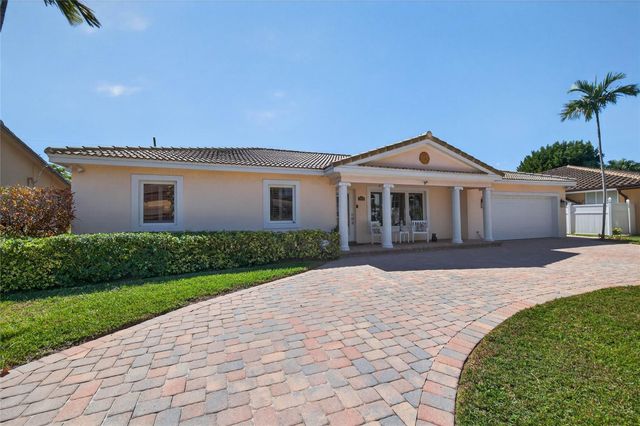 2600 NE 46th Street, Lighthouse Point, FL 33064