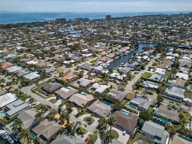 2600 NE 46th Street, Lighthouse Point, FL 33064