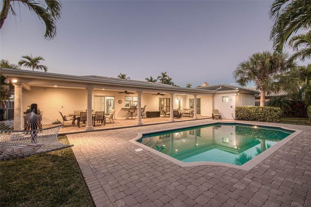 2600 NE 46th Street, Lighthouse Point, FL 33064