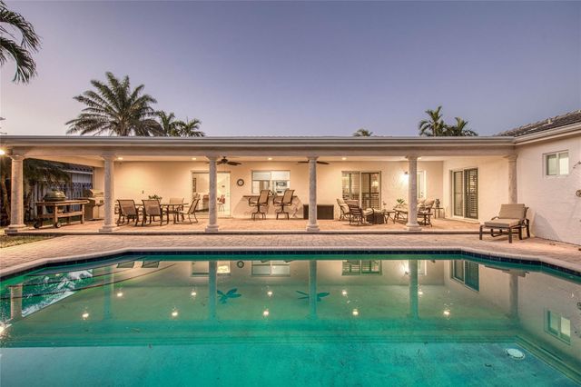 2600 NE 46th Street, Lighthouse Point, FL 33064