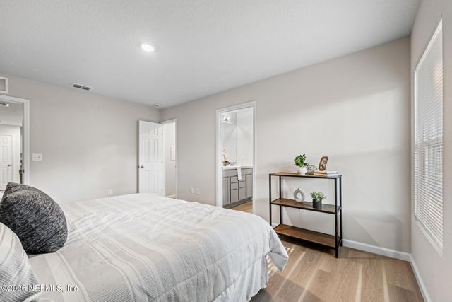 544 E 59TH Street, Jacksonville, FL 32208