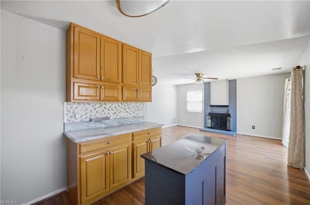 5237 Quarry LN, Virginia Beach, VA 23464