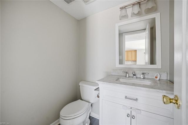 5237 Quarry LN, Virginia Beach, VA 23464