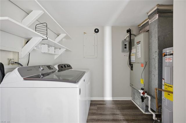 5237 Quarry LN, Virginia Beach, VA 23464