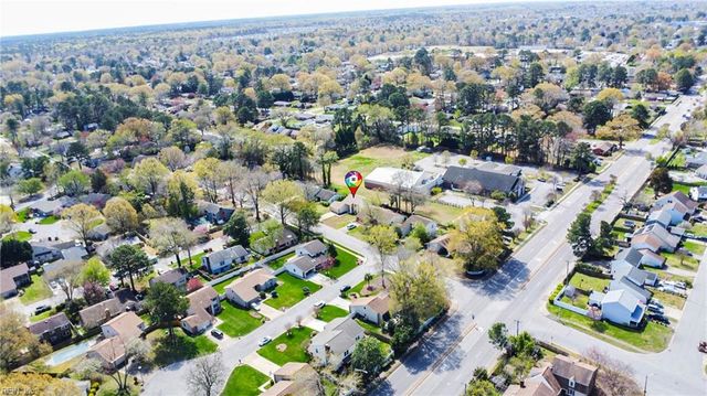 5237 Quarry LN, Virginia Beach, VA 23464