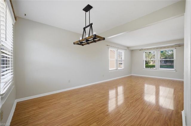 5237 Quarry LN, Virginia Beach, VA 23464