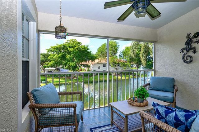 2460 Old Groves RD E-201, Naples, FL 34109