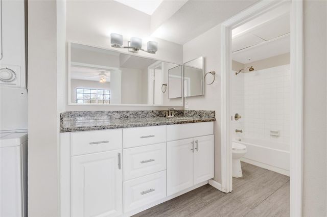 2800 Jeanetta Street 312, Houston, TX 77063