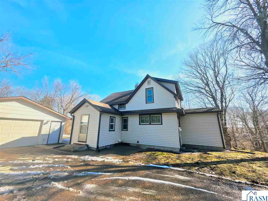 52765 409th ave, North Mankato, MN 56003