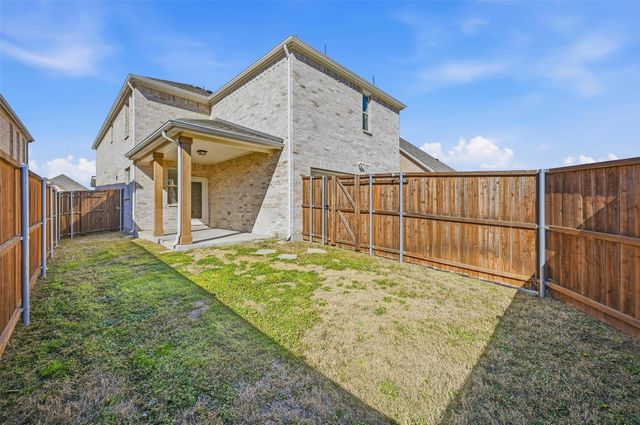 1236 Milfoil Drive, Justin, TX 76247
