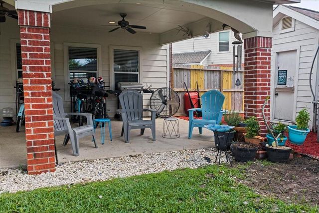 4506 Noble Court, Baytown, TX 77521