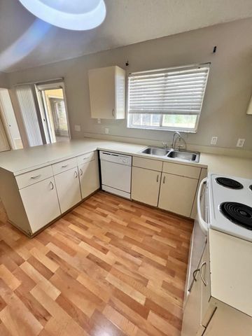 5110 NW Erskin Terrace, Port St. Lucie, Port St Lucie, FL 34983