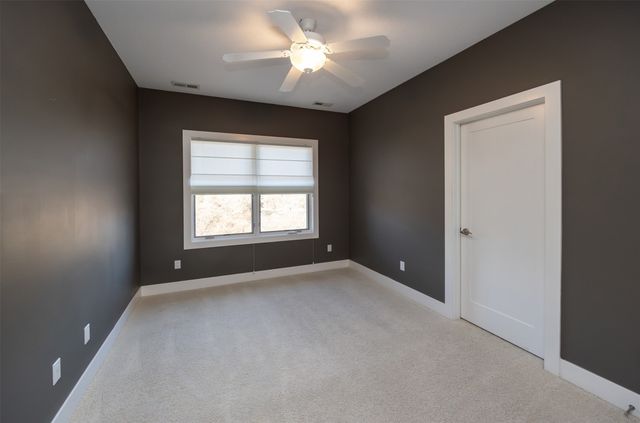 16761 Aurora Court, Clive, IA 50325