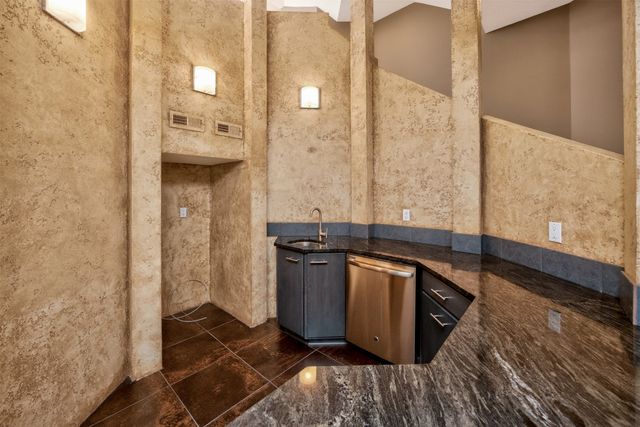 16761 Aurora Court, Clive, IA 50325