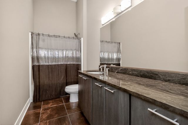 16761 Aurora Court, Clive, IA 50325