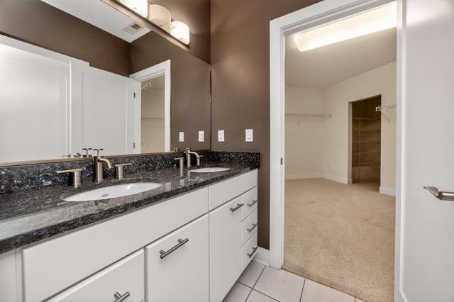 16761 Aurora Court, Clive, IA 50325