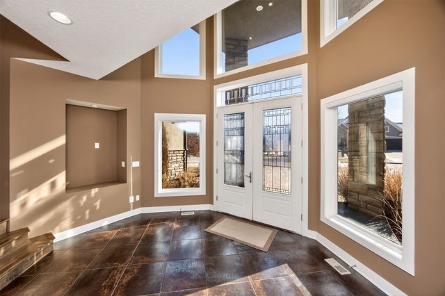 16761 Aurora Court, Clive, IA 50325