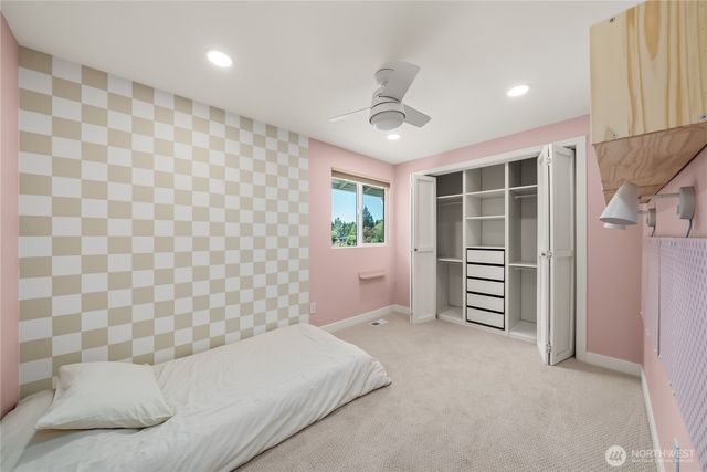 32544 42nd Place SW, Federal Way, WA 98023