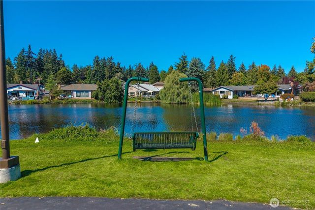 32544 42nd Place SW, Federal Way, WA 98023