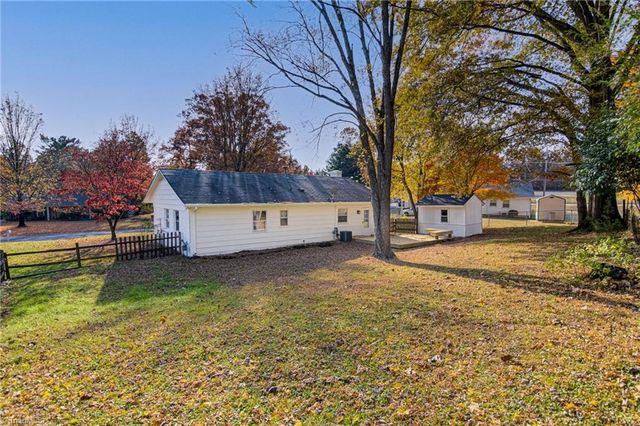 3108 Beaconwood Drive, Greensboro, NC 27455