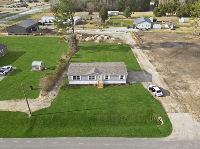 105 G P Smith Ave., Longs, SC 29568