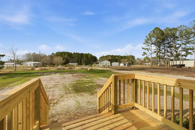 105 G P Smith Ave., Longs, SC 29568