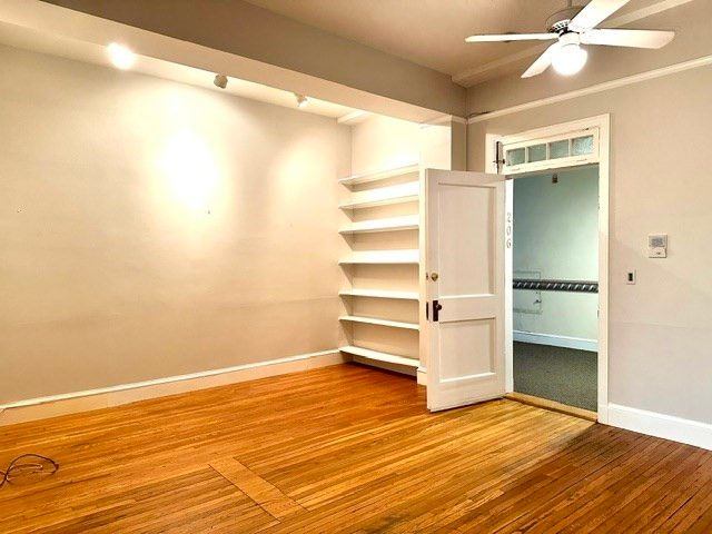 354 North Main Street 206, Andover, MA 01810