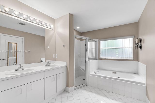 11333 NW 52nd Lane, Doral, FL 33178