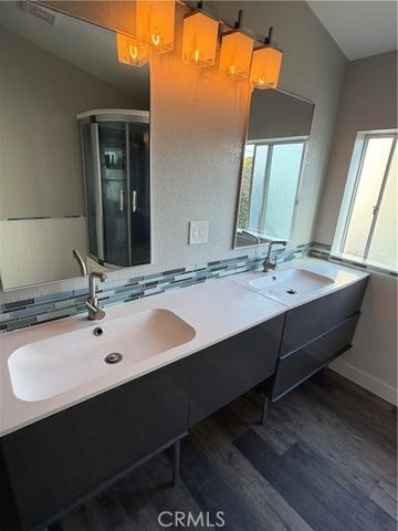 80 Huntington 218, Huntington Beach, CA 92648